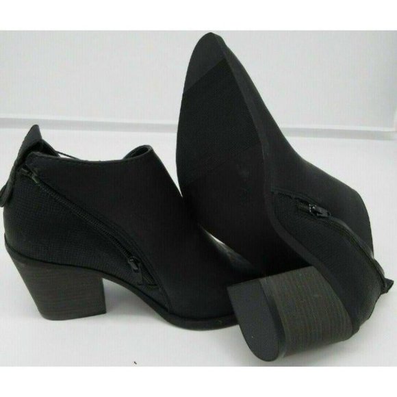 Universal Thread Jayden Zip Bootie Black - Picture 4 of 5